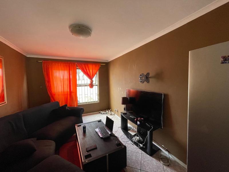 2 Bedroom Property for Sale in Ottery Western Cape